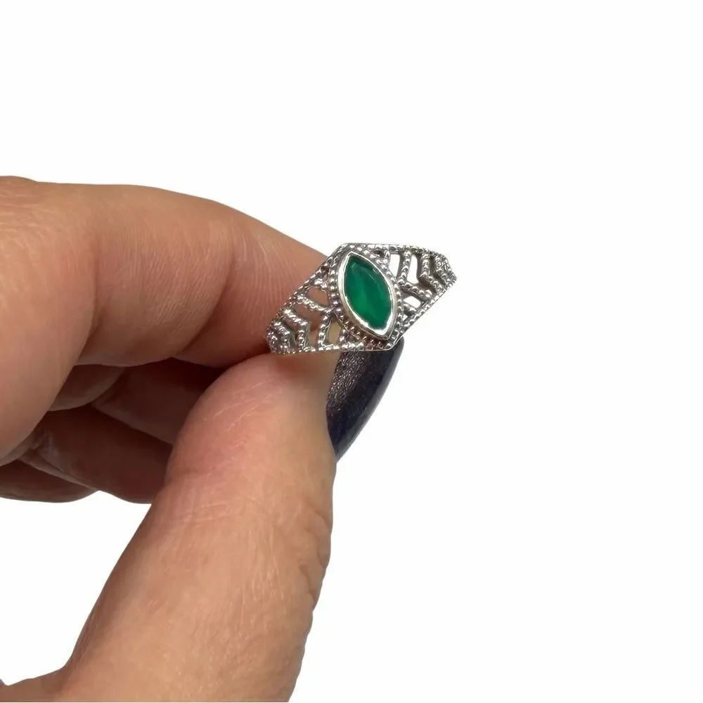 Green Onyx Ring Size 6 Solid 925 Sterling Silver